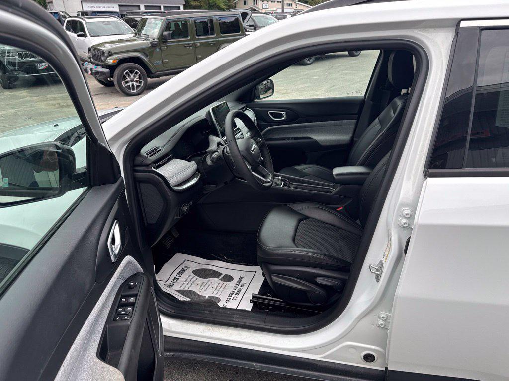 Jeep Compass 2025