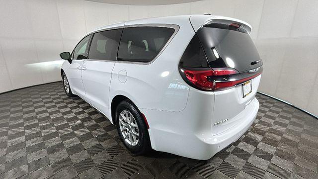 Chrysler Pacifica 2024