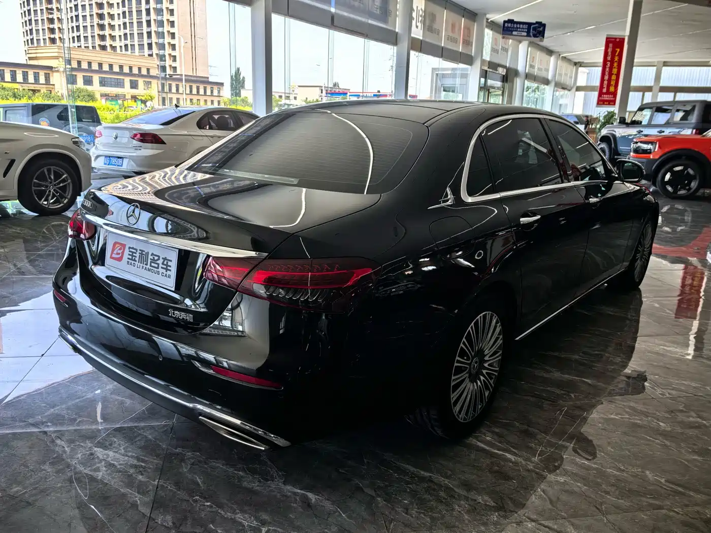Mercedes-Benz E-Класс 2023