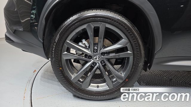 Lexus NX 2024