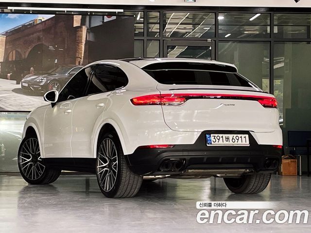 Porsche Cayenne 2021