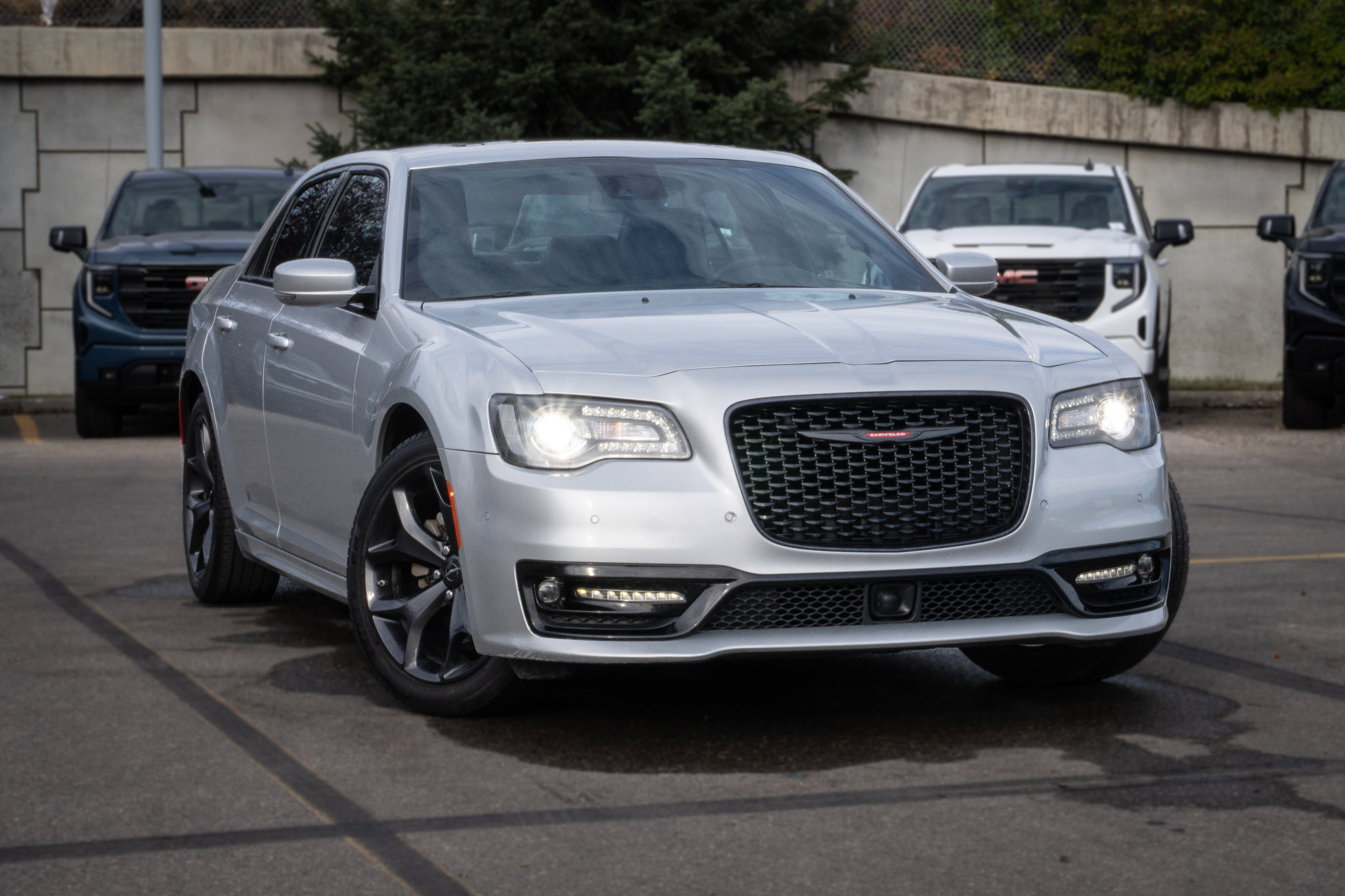 Chrysler 300 2023