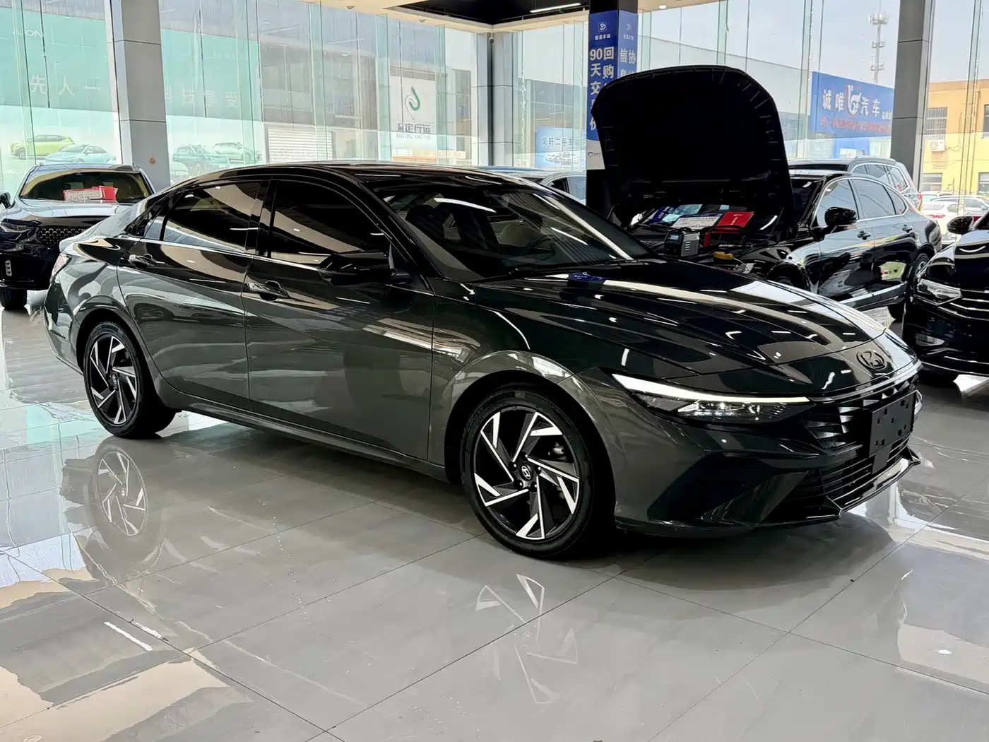 Hyundai Elantra 2023