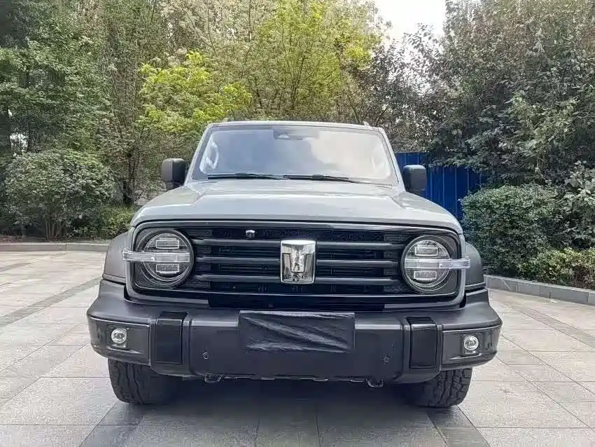 Tank 300 2022
