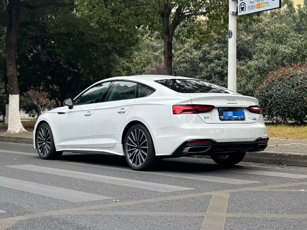Audi A5 2024