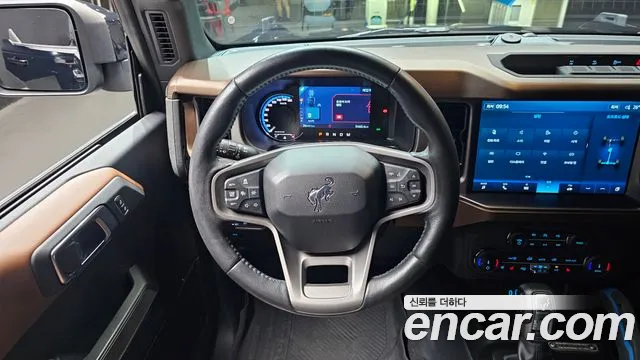 Ford Bronco 2022