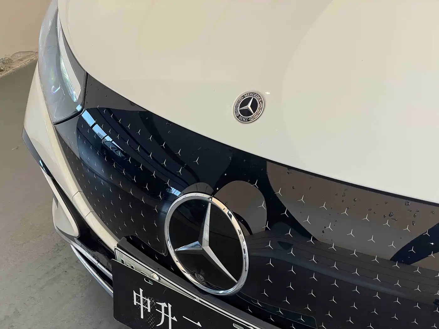 Mercedes-Benz EQE 2025