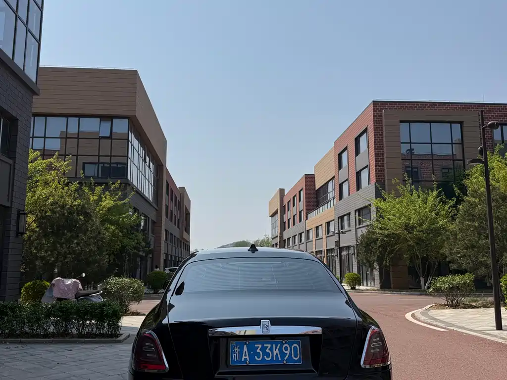 Rolls-Royce Ghost 2021