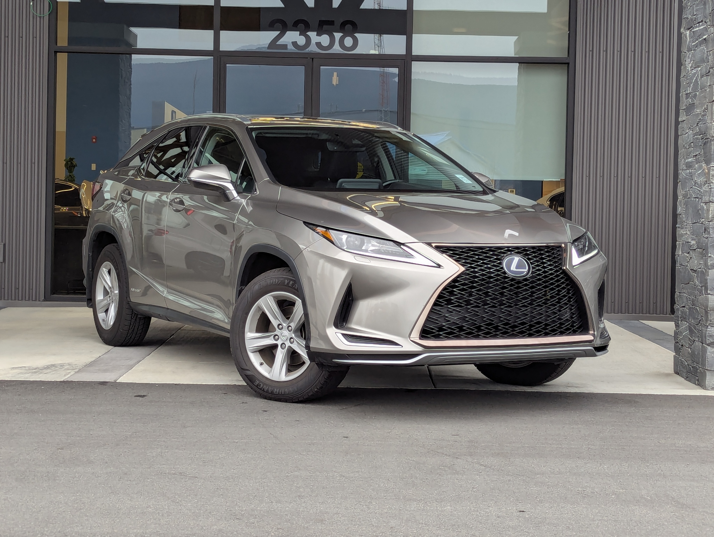 Lexus RX 2021