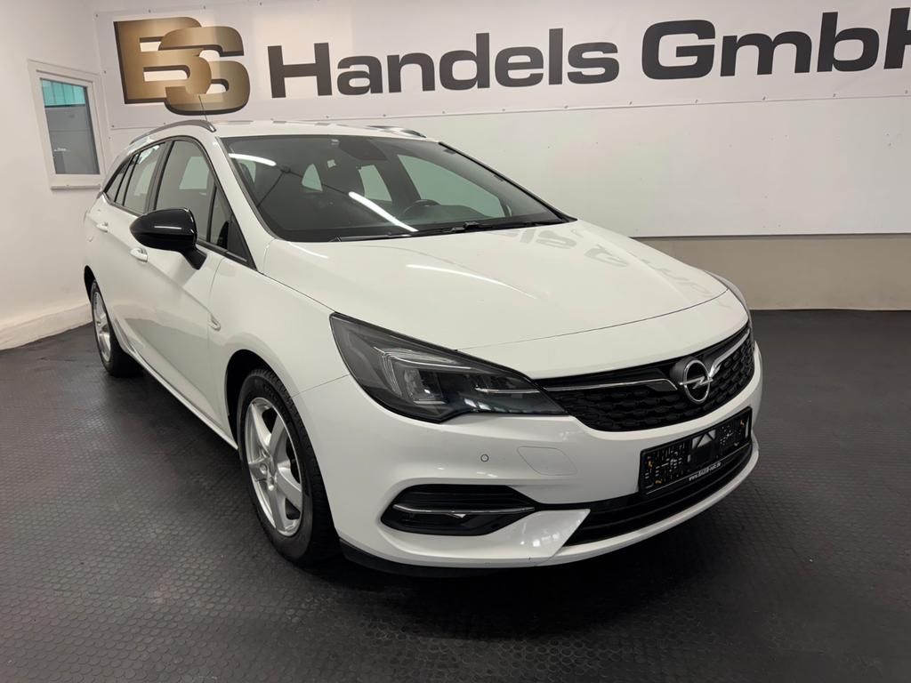 Opel Astra 2021