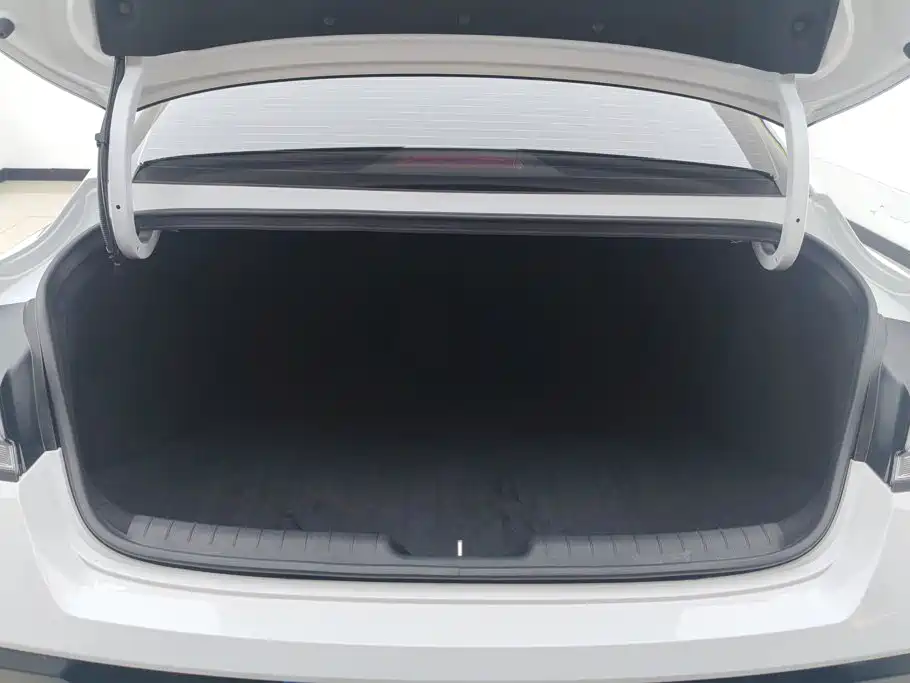Hyundai Elantra 2026