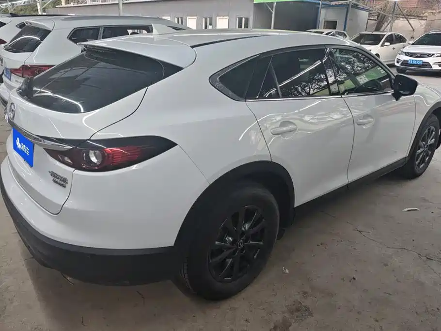 Mazda CX-4 2021