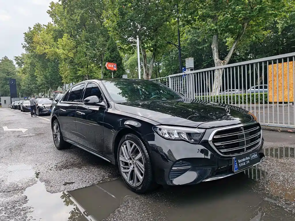 Mercedes-Benz E-Класс 2025