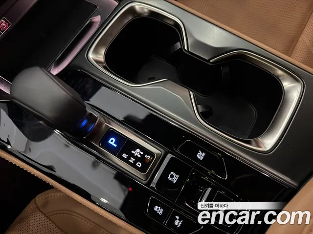 Lexus NX 2025