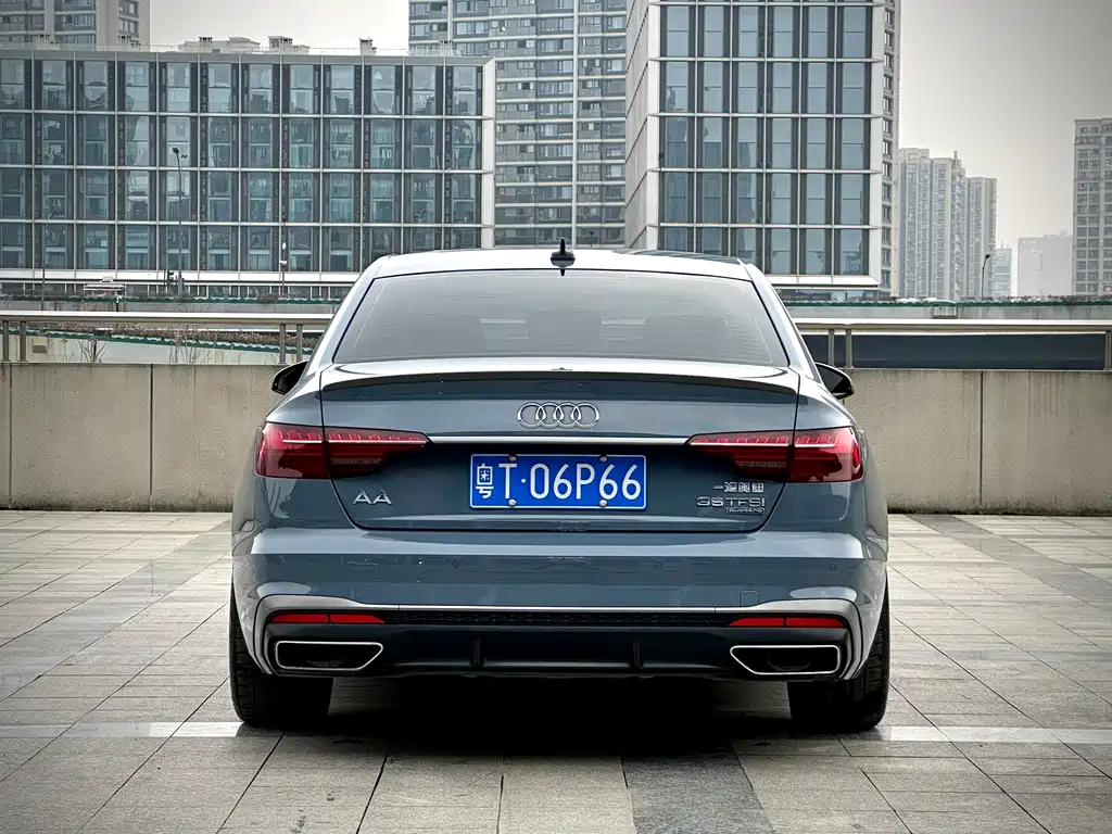 Audi A4 2023