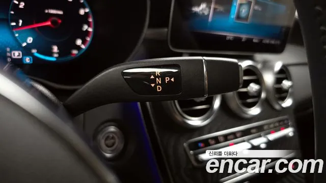 Mercedes-Benz C-Класс 2022