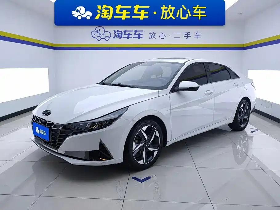 Hyundai Elantra 2023