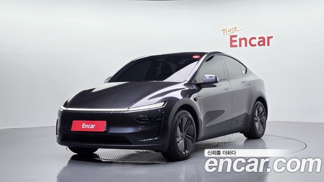 Tesla Model Y 2025