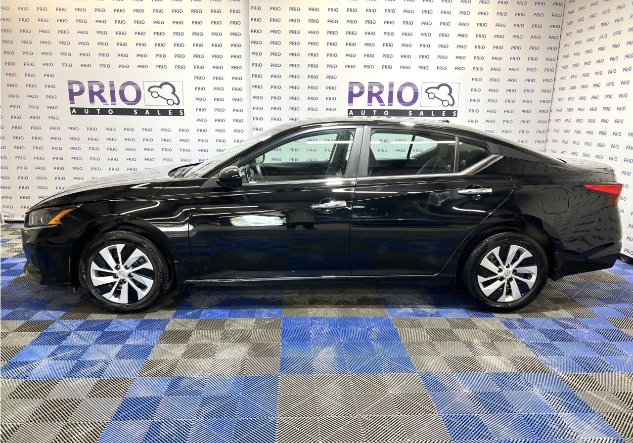 Nissan Altima 2023