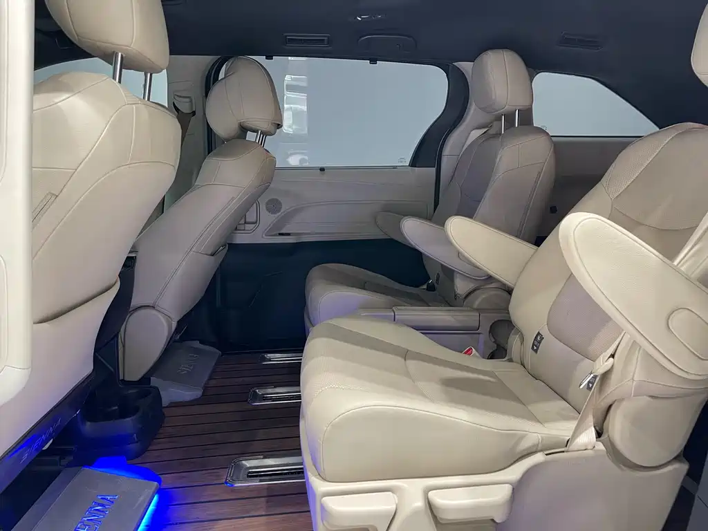 Toyota Sienna 2022