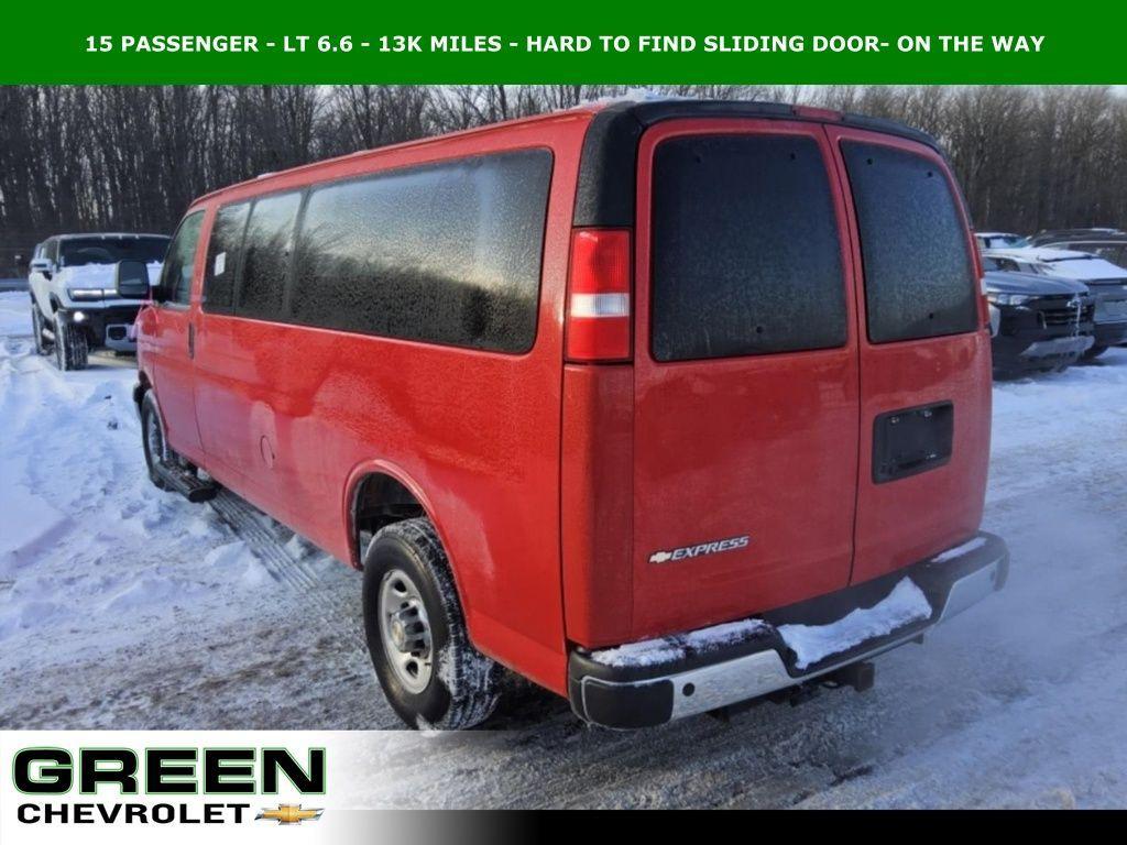Chevrolet Express 2024