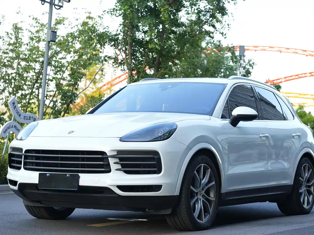 Porsche Cayenne 2022