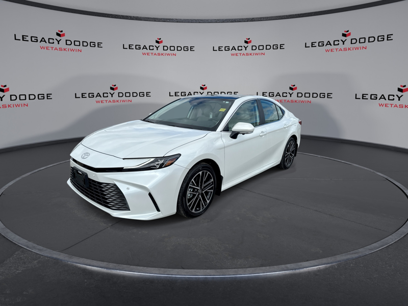 Toyota Camry 2025