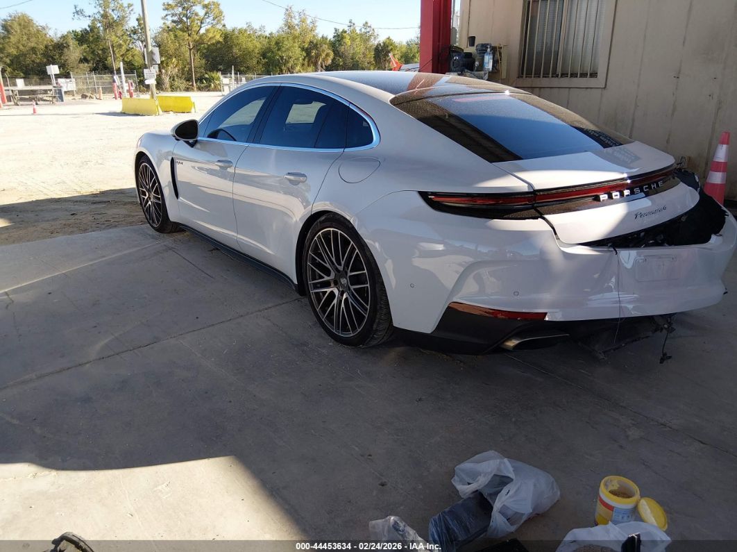 Porsche Panamera 2025