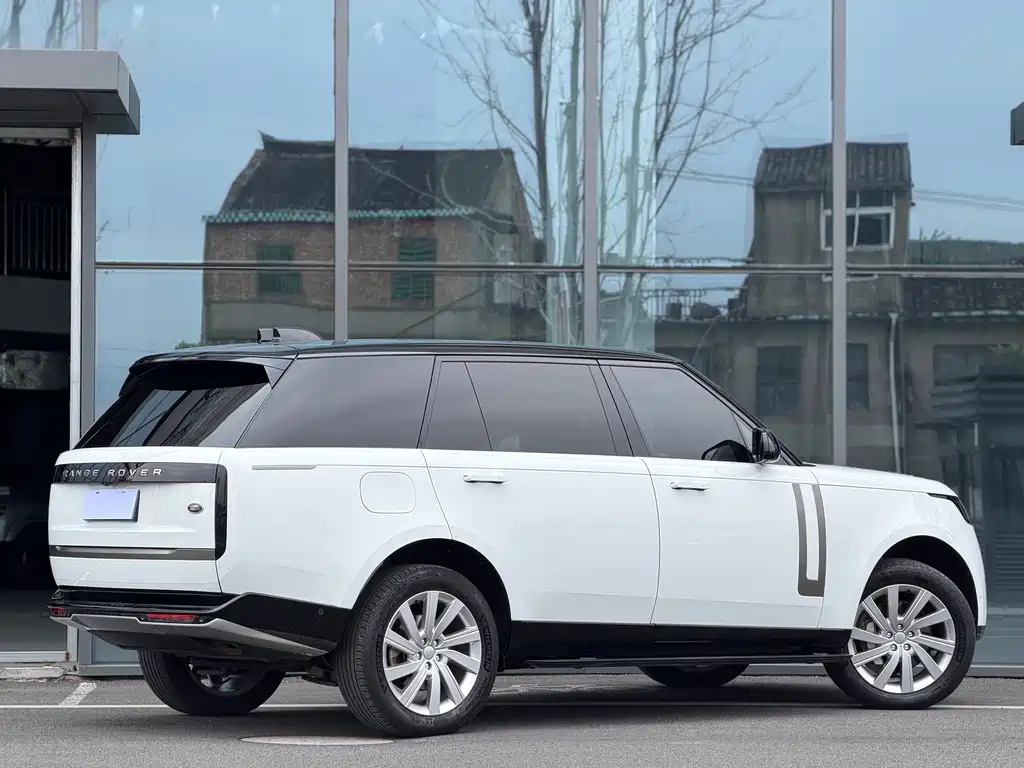 Land Rover Range Rover 2023