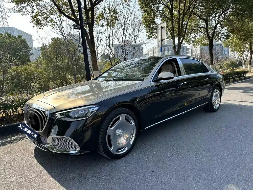 Mercedes-Benz Maybach S-Класс 2023