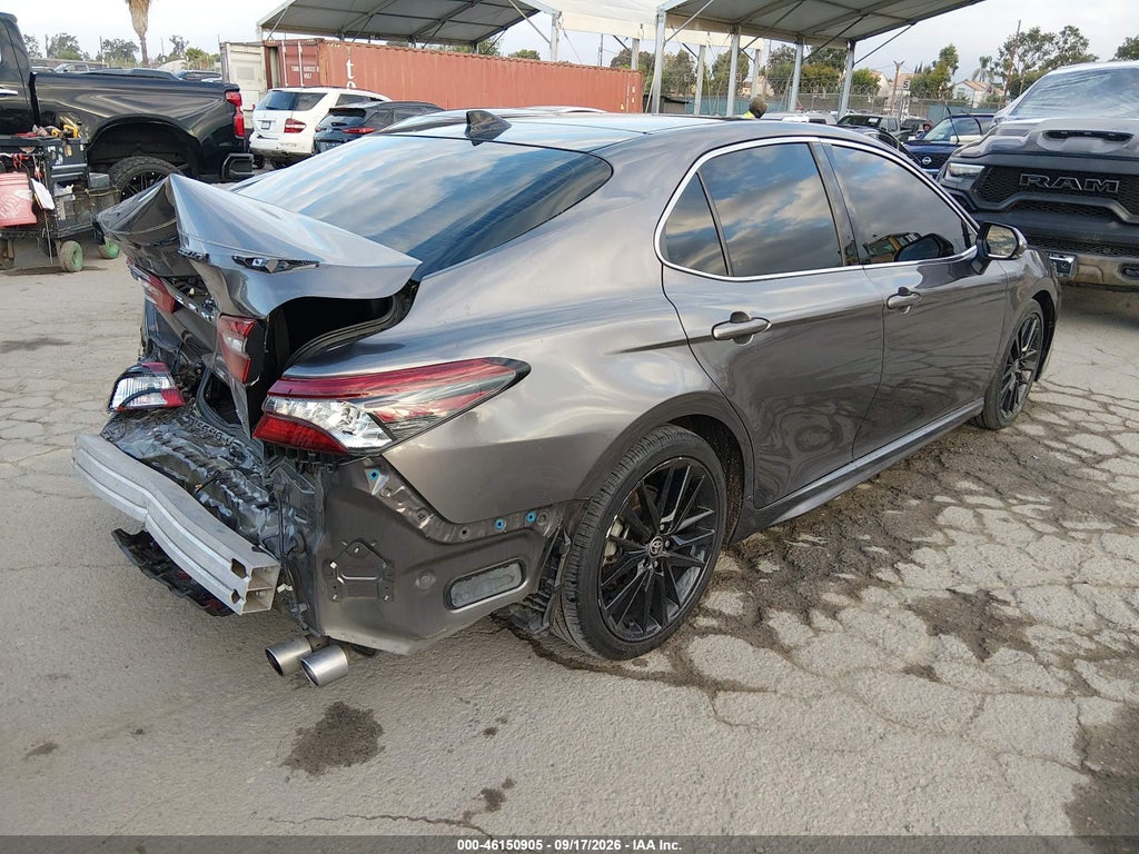 Toyota Camry 2022