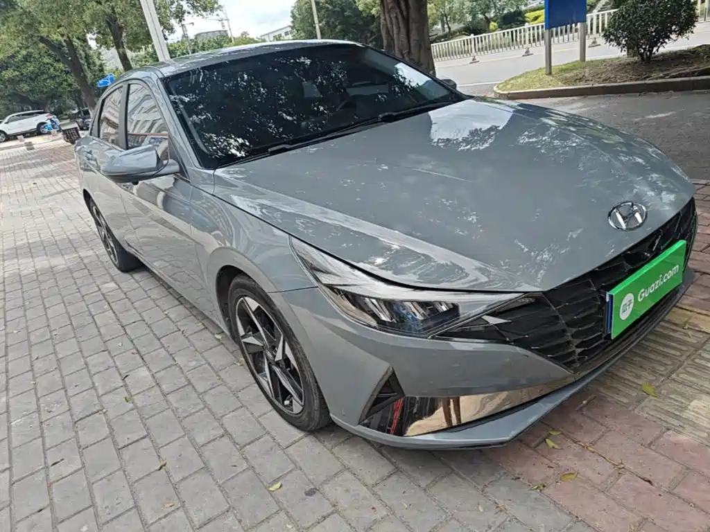 Hyundai Elantra 2021