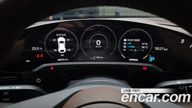Porsche Taycan 2022
