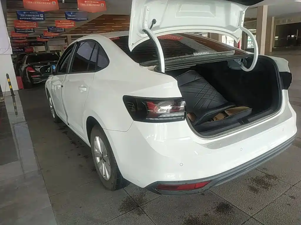 Volkswagen Lavida 2025