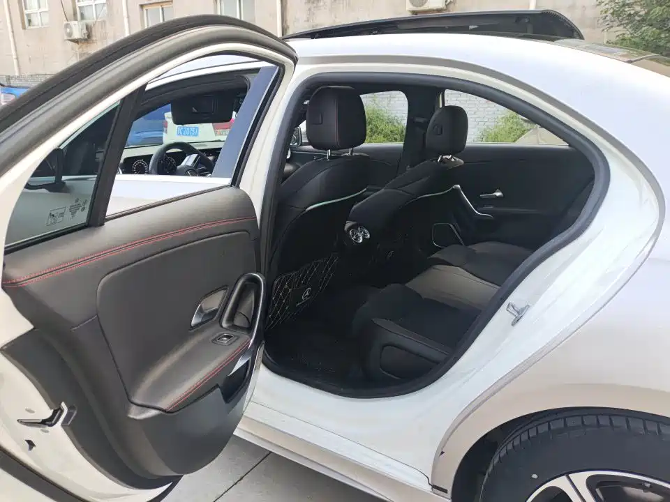 Mercedes-Benz A-Класс 2023