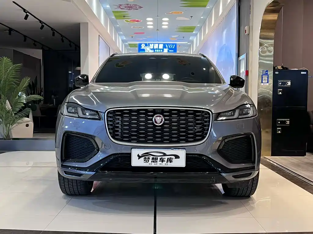 Jaguar F-Pace 2023