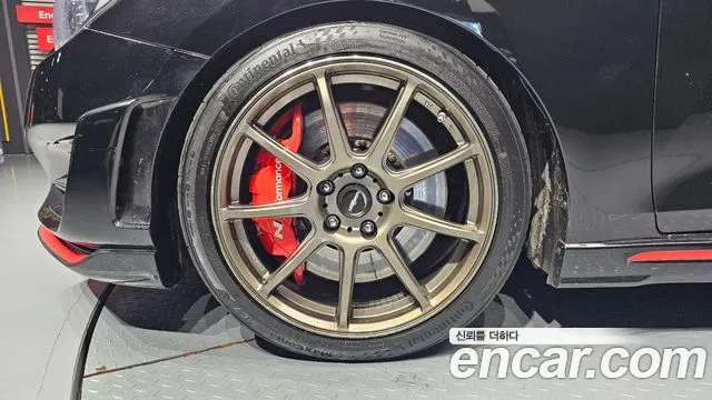 Hyundai Veloster 2021