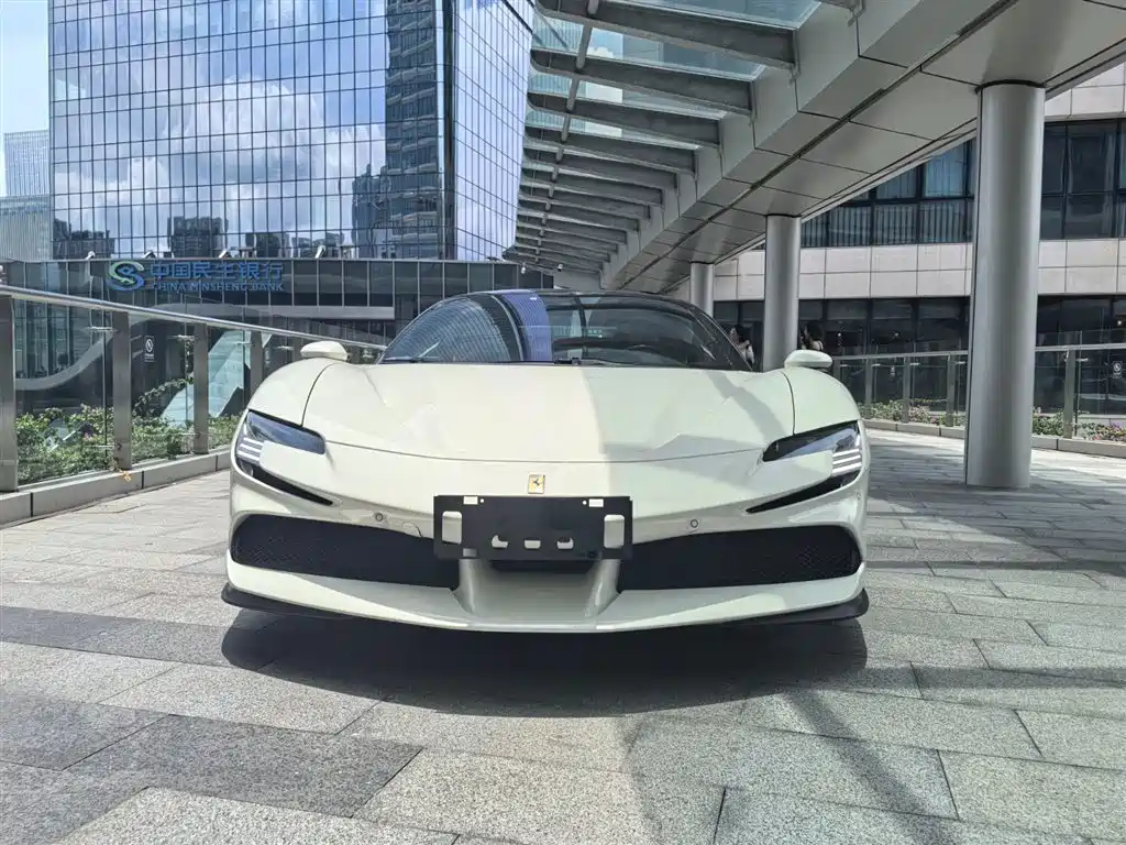 Ferrari SF90 2023