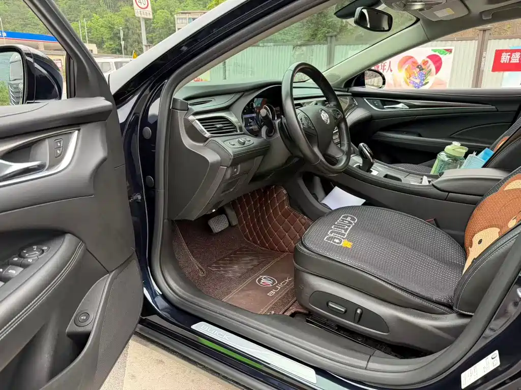 Buick LaCrosse 2022