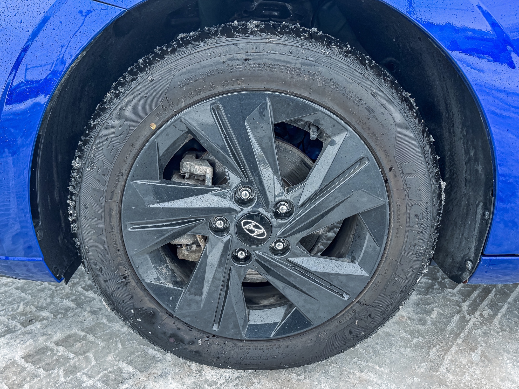 Hyundai Elantra 2023