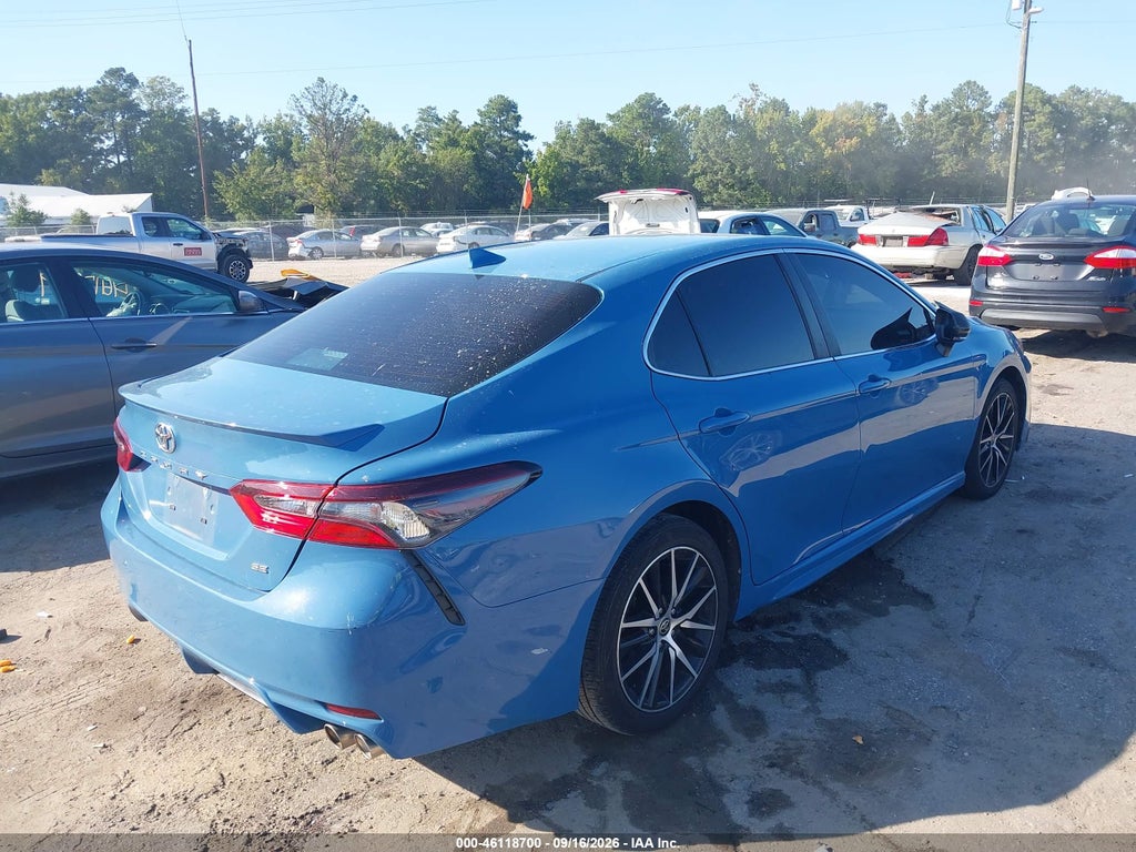 Toyota Camry 2023