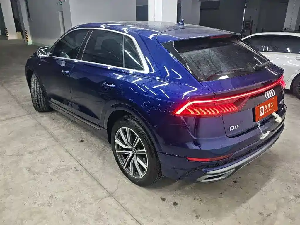 Audi Q8 2022