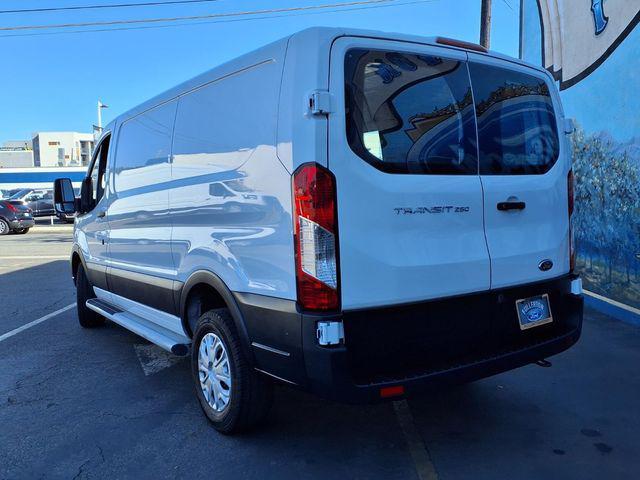 Ford Transit 2024