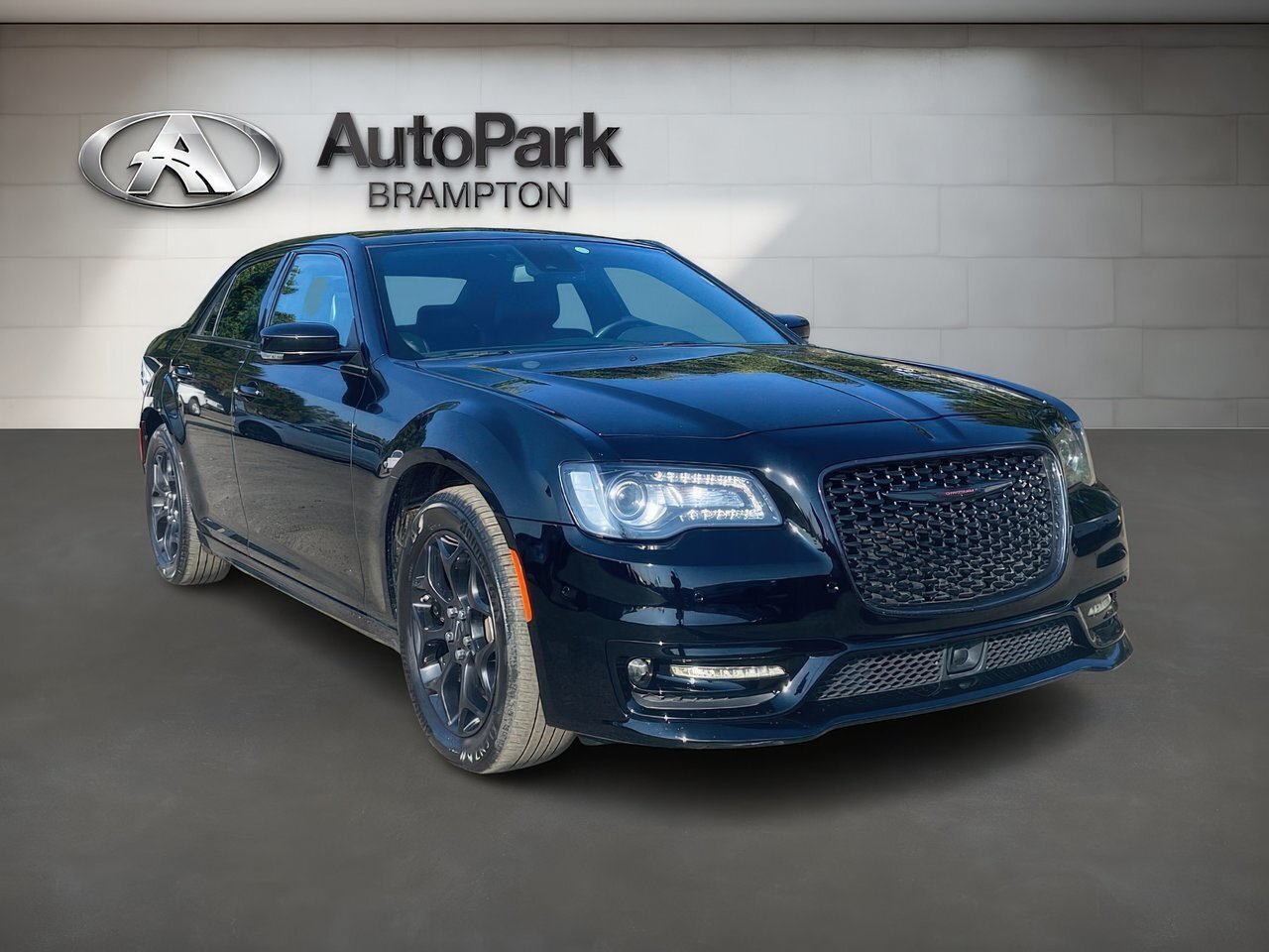 Chrysler 300 2023