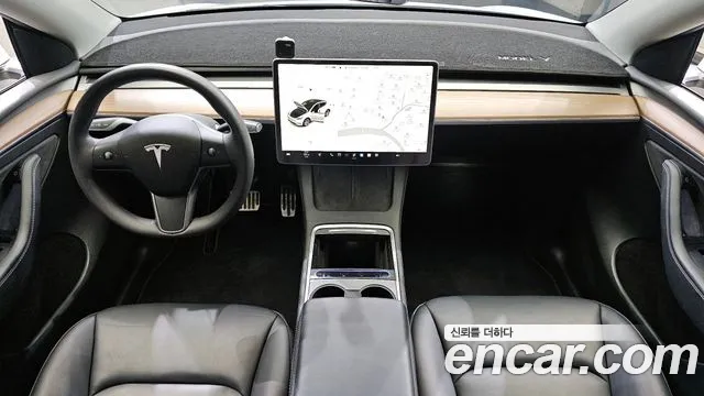 Tesla Model Y 2022