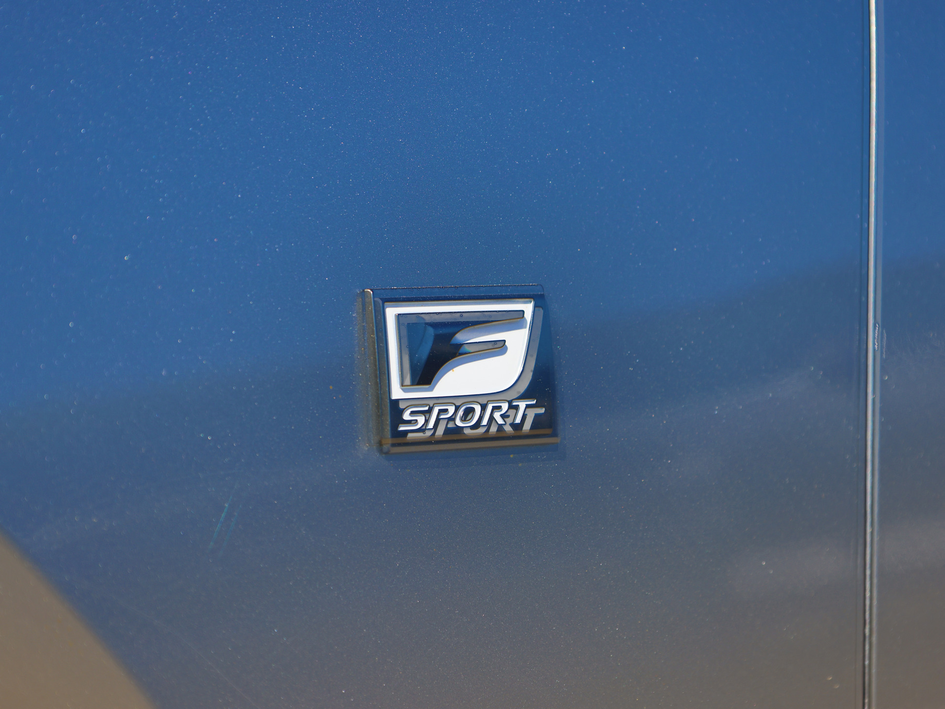 Lexus IS 2023