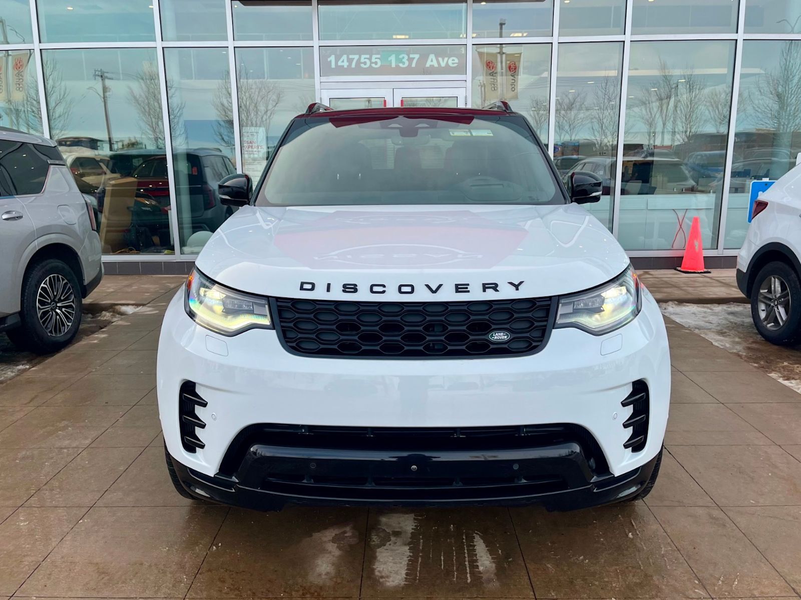 Land Rover Discovery 2024