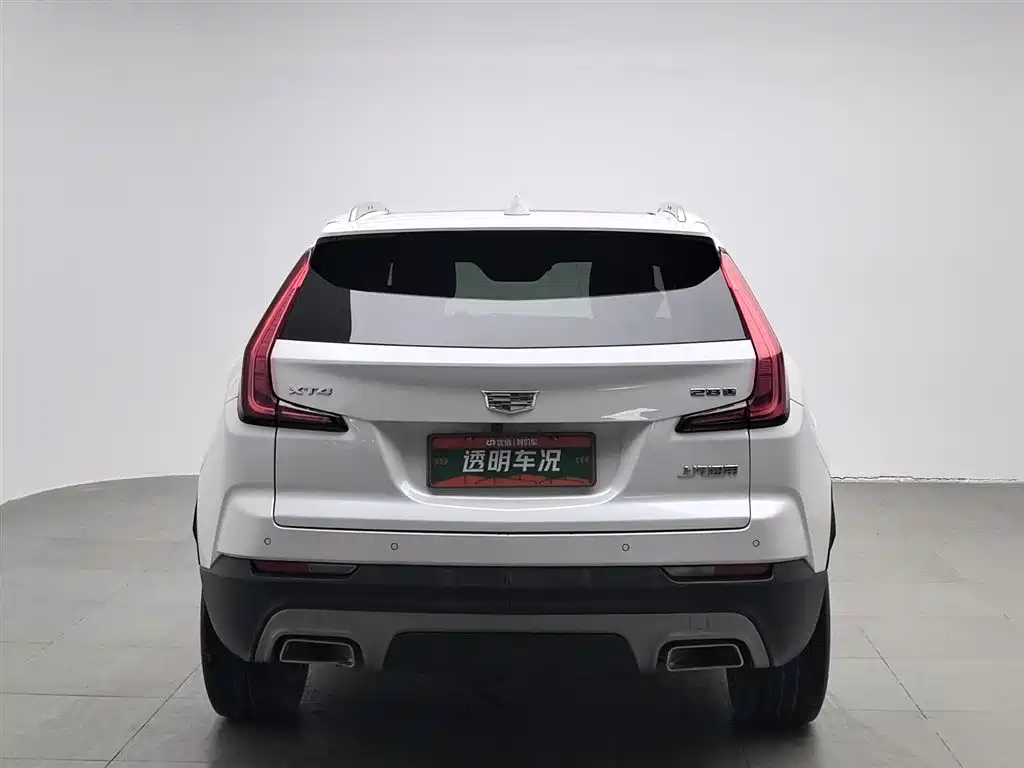 Cadillac XT4 2021