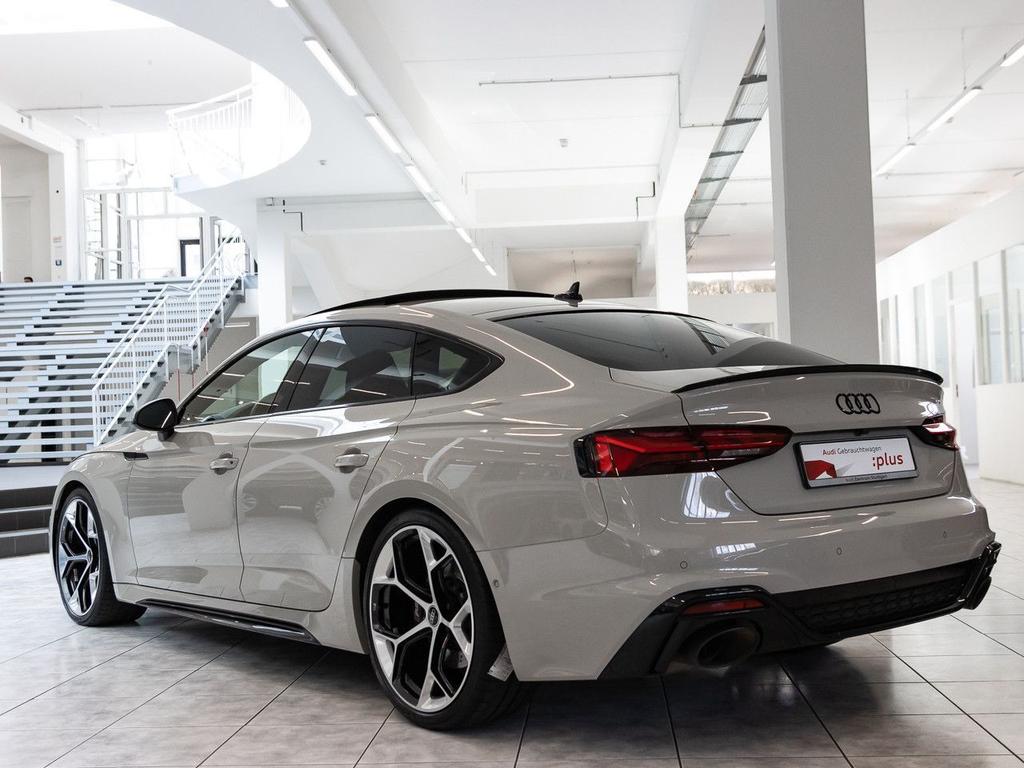 Audi RS5 2023