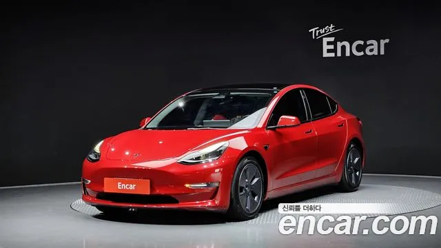 Tesla Model 3 2022